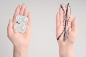 eyeglasses and contact lenses 